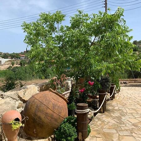 Lofou Traditional House מראה חיצוני תמונה
