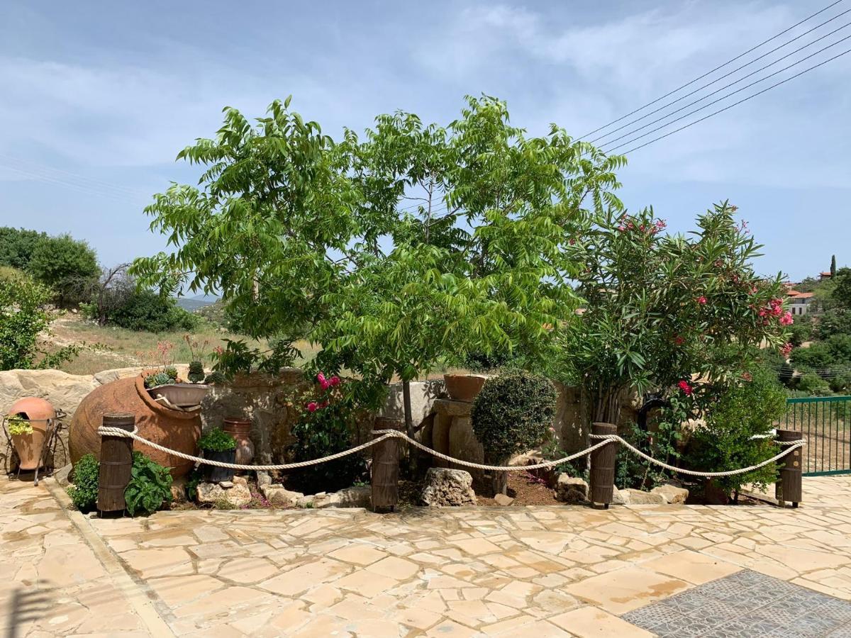 Lofou Traditional House מראה חיצוני תמונה